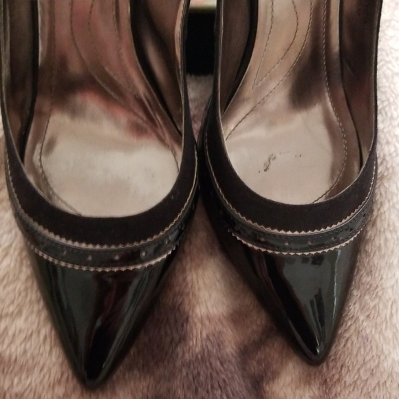 Tahari Black Slingback Heels Size 10 - Picture 8 of 8
